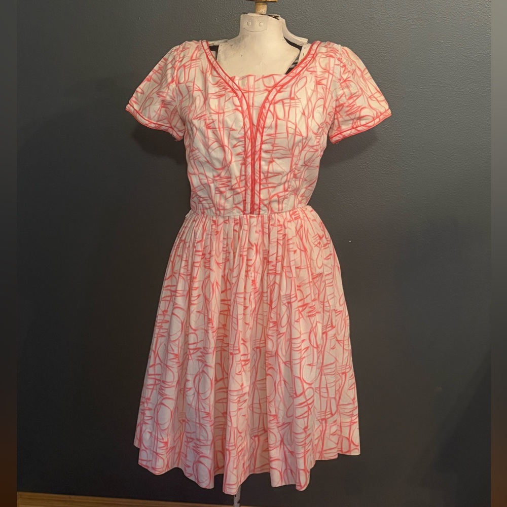 Vintage 50’s Fit and Flare Pink Abstract Patterned Women's Dress